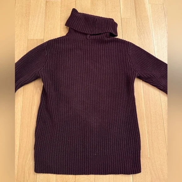 Abercrombie & Fitch Women's Turtleneck Sweater - Deep Burgundy - Picture 5 of 5